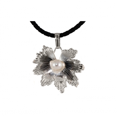 Hjowelry halsband med blomma och pärla